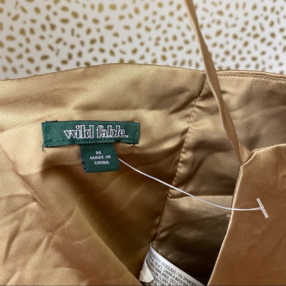 Closet Cleanout✨ Wild Fable Crop Top (Size M) - Picture 3 of 3